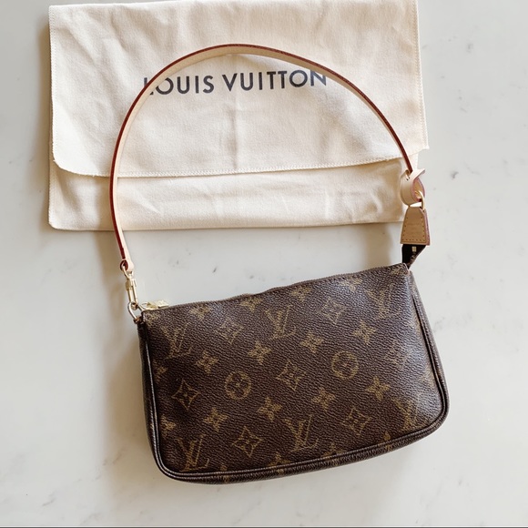 Louis Vuitton Pochette - Picture 3 of 13